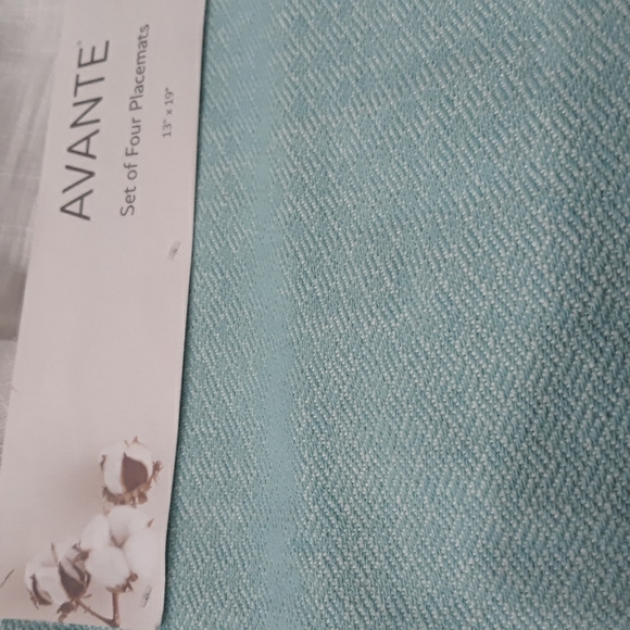 Blue Placemats Set of Four - Picture 1 of 5